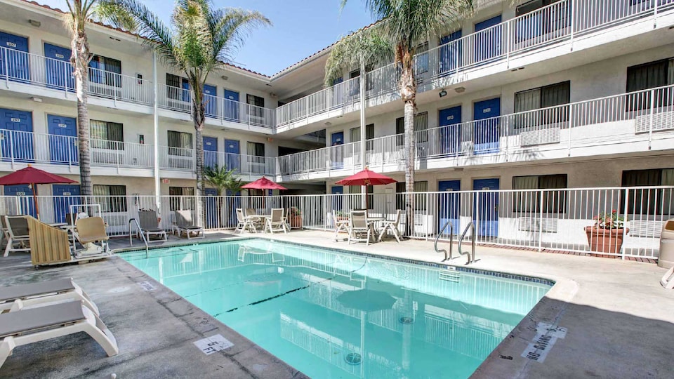 Motel 6 Bellflower, CA - Los Angeles, Bellflower, Bellflower