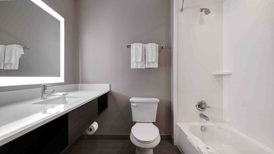 Motel 6 Dallas, TX - Methodist Charlton Medical Ctr., C75104, Dallas