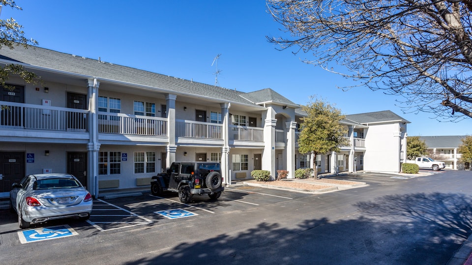 Studio 6 Albuquerque, NM - North, C87108, Albuquerque NM