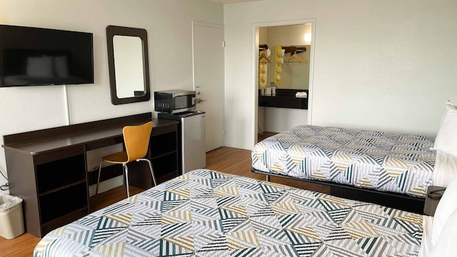 2 FULL BEDS | SMOKING