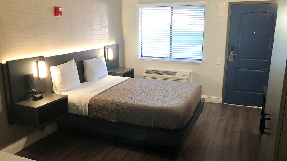 Motel 6 Sacramento, CA – Natomas & SMF Airport, C95630, Sacramento CA