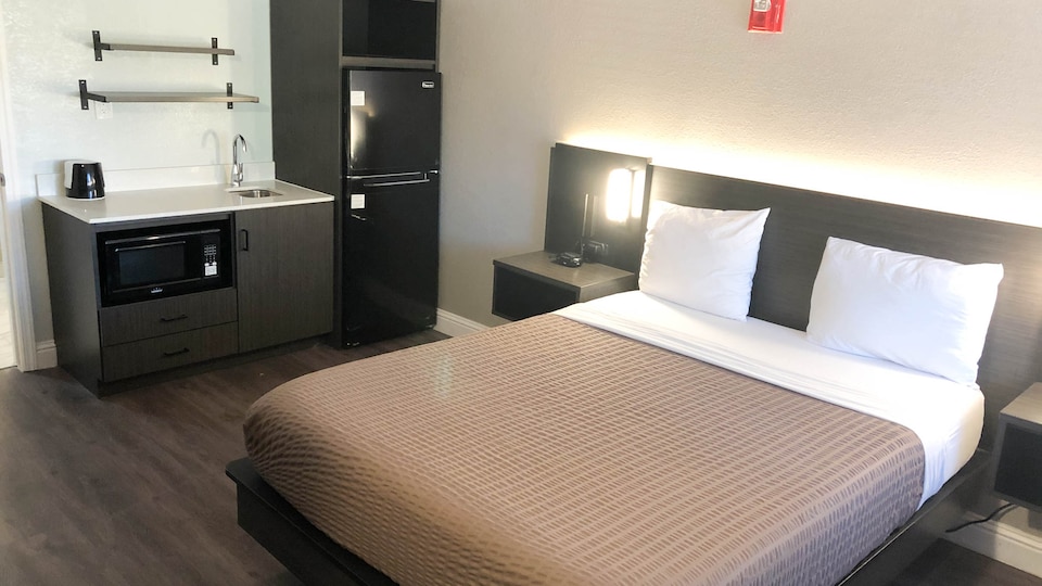 Motel 6 Sacramento, CA – Natomas & SMF Airport, C95630, Sacramento CA