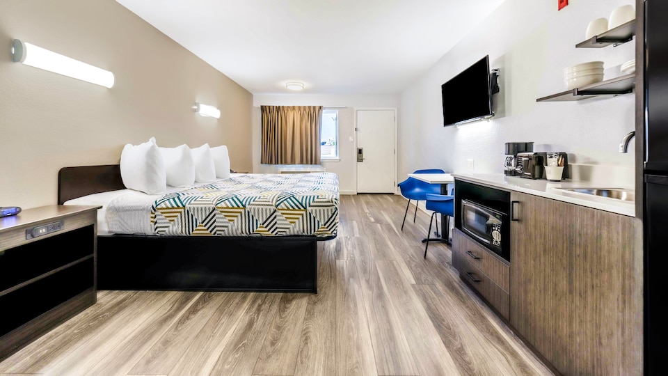 Studio 6 Fort Worth, TX -Stockyards East, Fort Worth_g6, Fort Worth