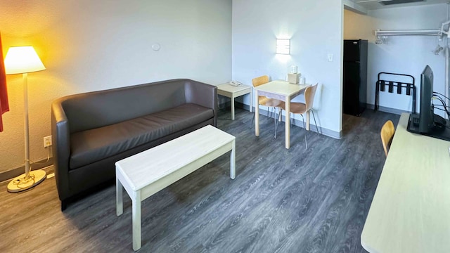 1 Full Bed | Suite, Non-Smoking, Kitchen