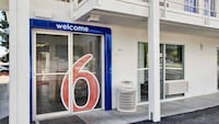 Motel 6 Everett, WA - North
