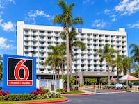 Motel 6 Los Angeles, CA - Los Angeles - LAX