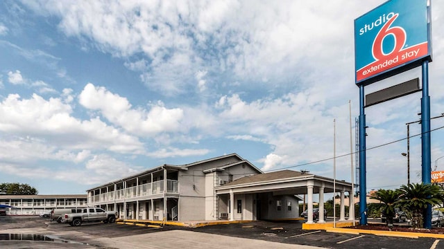 Studio 6 San Antonio, TX - Fort Sam Houston Area