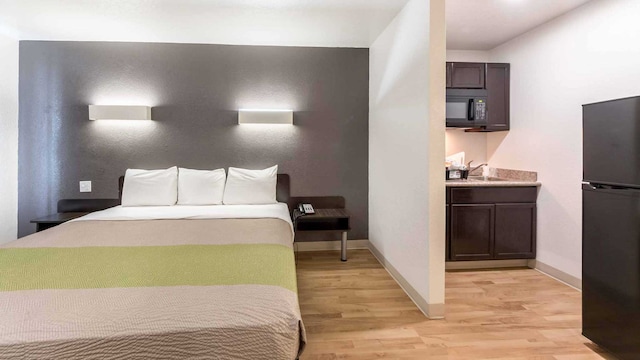 1 King Bed | Suite, Non-Smoking, Kitchen