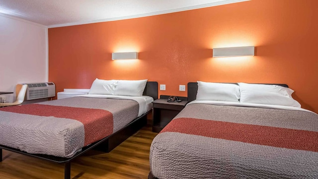 2 Queen Beds | Mobil Access Tub Nsmk Micfridg