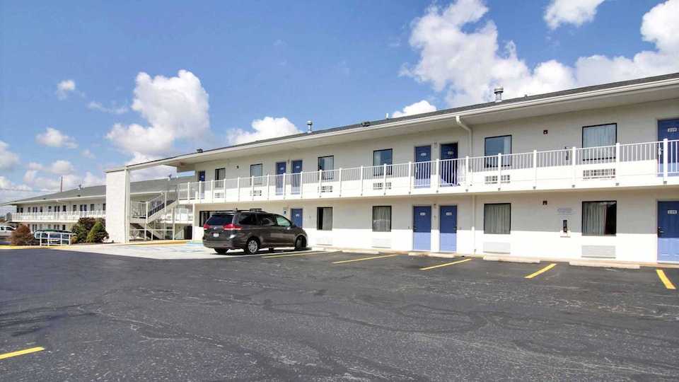 Motel 6 Middleburg Heights, OH - Cleveland, Middleburg Heights, Middleburg Heights