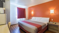 Motel 6 Dale, IN