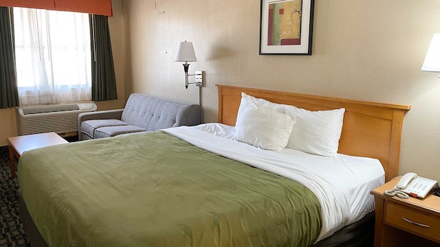 2 Full Beds | Smoking, Micfridge