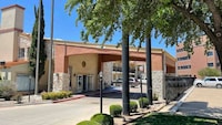 Studio 6 Suites North Richland Hills, TX