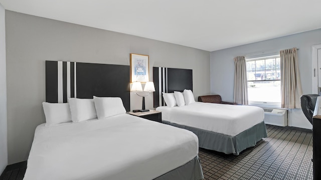 2 Queen Beds | Smoking, Micfridge