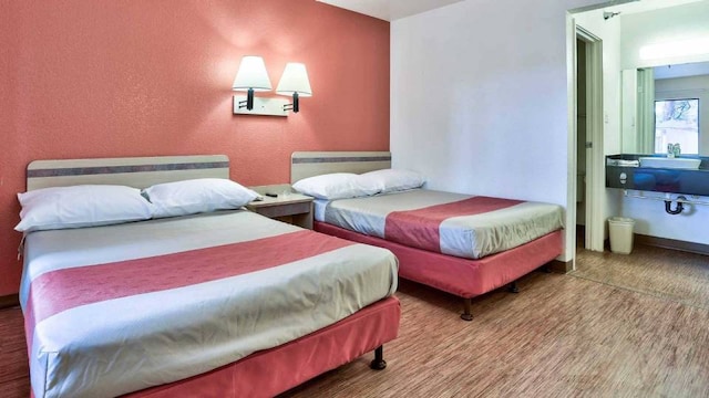 2 Full Beds | Premium, Micfridge