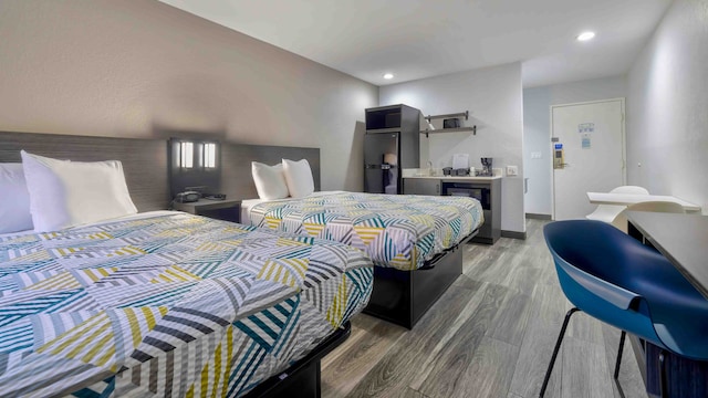 2 Full Beds | Non-Smoking, Kitchen