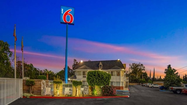 Motel 6 Fresno, CA - Belmont Ave