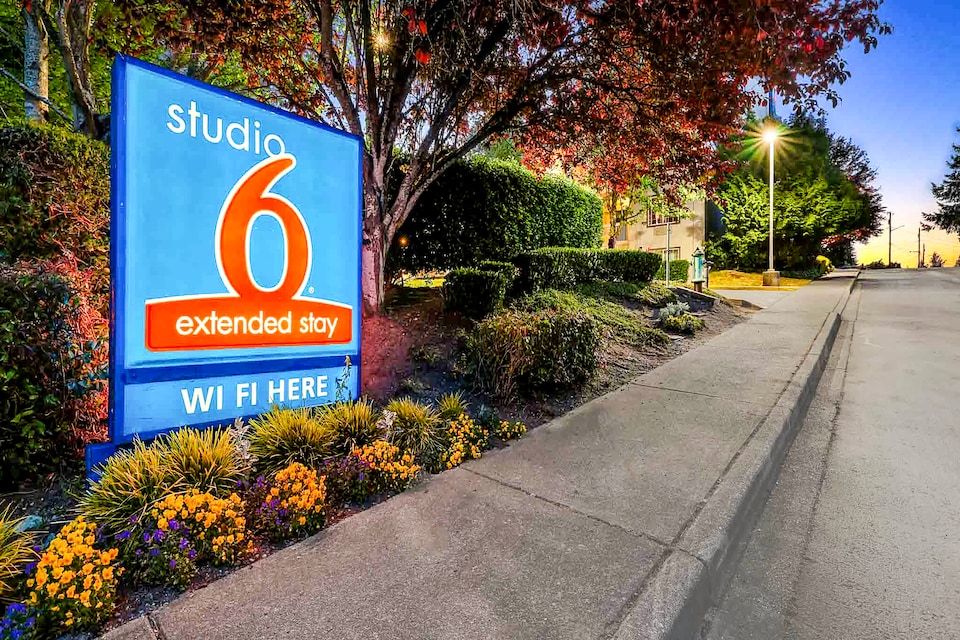 Studio 6 Mountlake Terrace, WA - Seattle, Mountlake Terrace, Mountlake Terrace