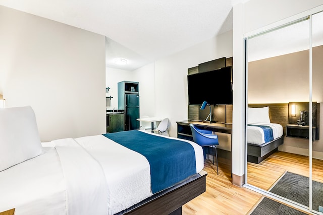 1 Queen Bed | ADA/RI Shower, Non-smoking