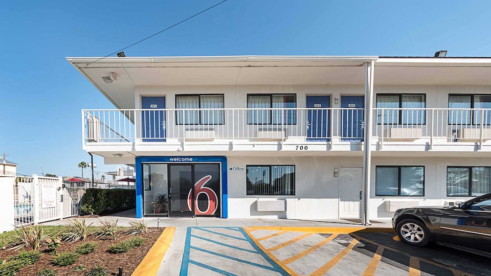 Motel 6 Mcallen, TX, C78501, McAllen TX