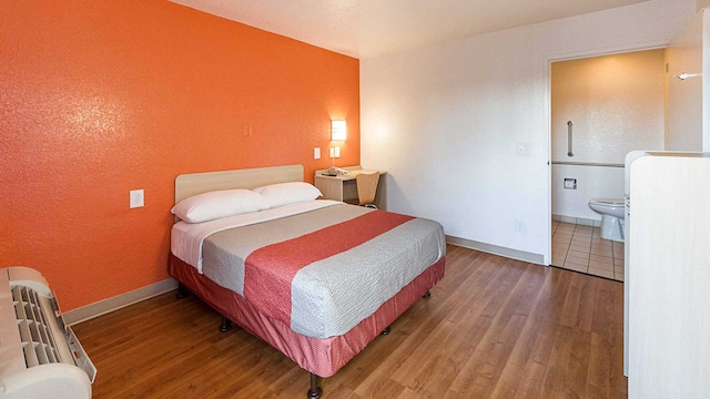 1 FULL BED | MOBILITY ACCESSIBLE TUB