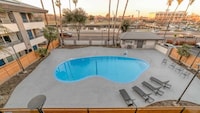 Studio 6 Suites Stockton, CA – Waterfront