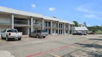 Motel 6 Kilgore, TX