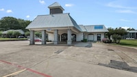 Motel 6 Kilgore, TX