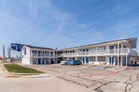 Motel 6 Fort Worth, TX - North