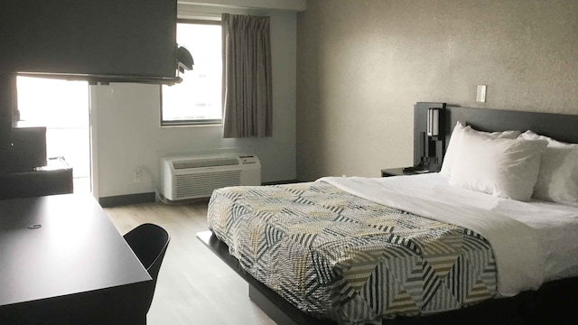 1 Queen Bed | Non-Smoking