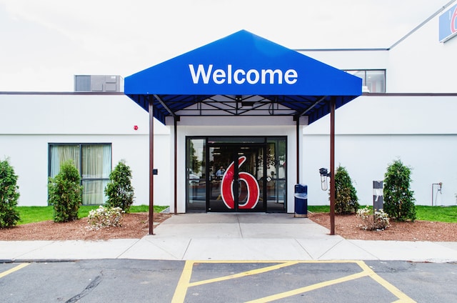 Motel 6 Brockton, MA