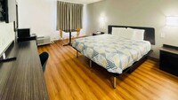 Motel 6 Duncanville, TX - Dallas