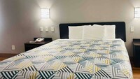 Motel 6 Duncanville, TX - Dallas