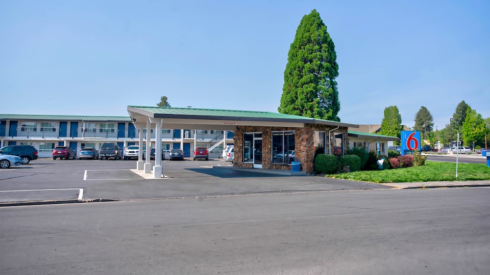 Motel 6 Bend, OR, Bend, Bend