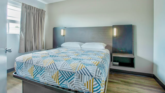 1 Queen Bed | Non-Smoking