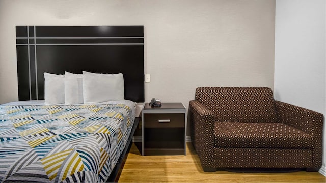 1 King Bed | Non-Smoking, Micfridge