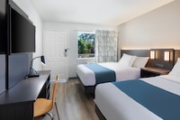 Motel 6 Woodland, CA - Sacramento Airport