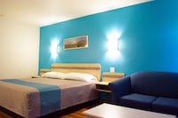 Motel 6 Las Cruces, NM - Telshor