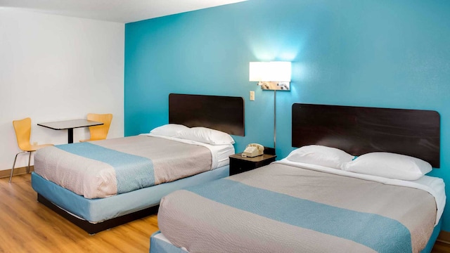 2 QUEEN BEDS | NON-SMOKING