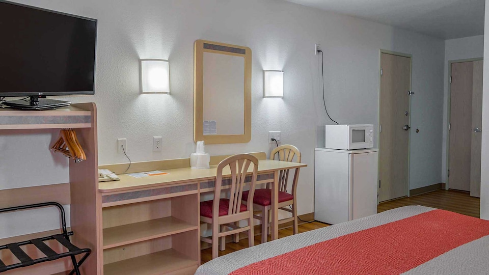 Motel 6 Redmond, OR, Redmond OR, Redmond OR