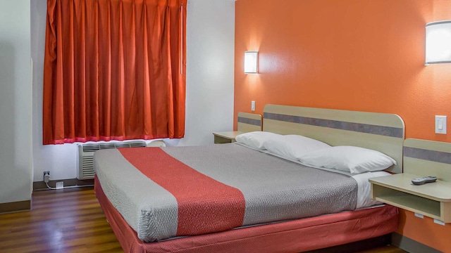 1 Cama King | Acceso movilidad bañera Nsmk Microondas