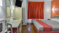Motel 6 Redmond, OR