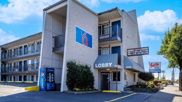 Motel 6 Portland, OR – Southeast