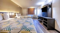 Motel 6 Portland, OR – Southeast