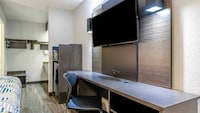 Motel 6 Portland, OR – Southeast