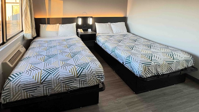 2 Full Beds | Mobility Access RI Shower Nsmk