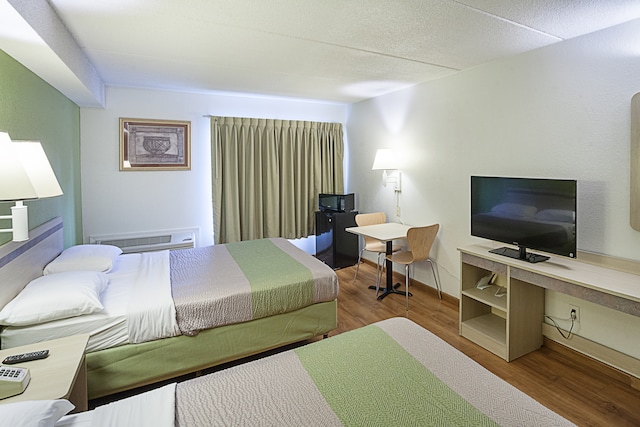 2 Queen Beds | Non-Smoking, Mini Fridge