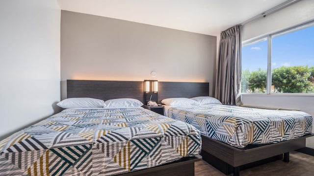 2 Full Beds | Smoking