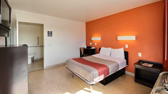 1 QUEEN BED | ADA/ROLL-IN SHWR