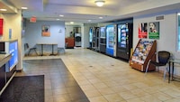 Motel 6 Buffalo, NY - Airport - Williamsville